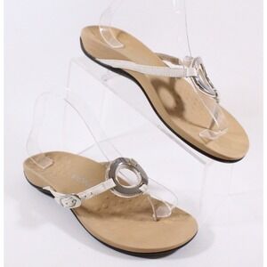 Vionic 340 Karina Womens Sz 8 US Chrome Buckle Bone Strap FlipFlop Thong Sandals